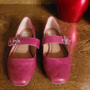 DV Dolce Vita Mellie Buckle Strap Mary Jane Flats- Size 9